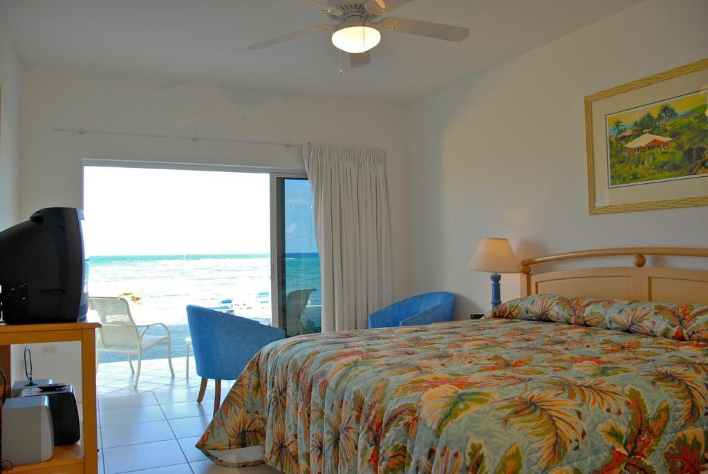 Castaways Cayman Beach Resort Grand Cayman Номер фото